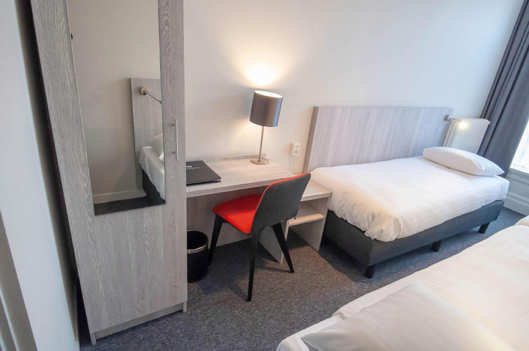 Bedroom 3, Hotel Crown, Amsterdam