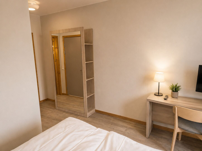 Others 4, Haukeland Hotell, Bergen