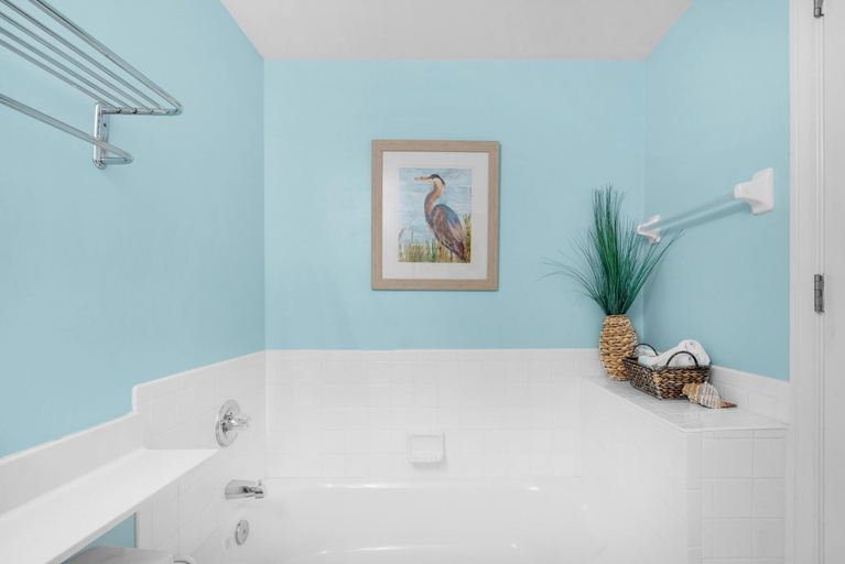 Bathroom 4, Belle Mer 1102, Escambia