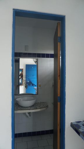 Bathroom 4, Hostel Republika, Natal