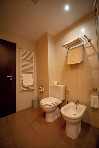 Bathroom 4, HOTEL AURELIA, Giroc