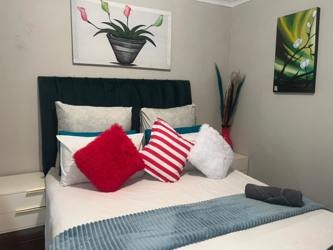 Room 3, Ecogreen Bed&Breakfast on Botha, Waterberg
