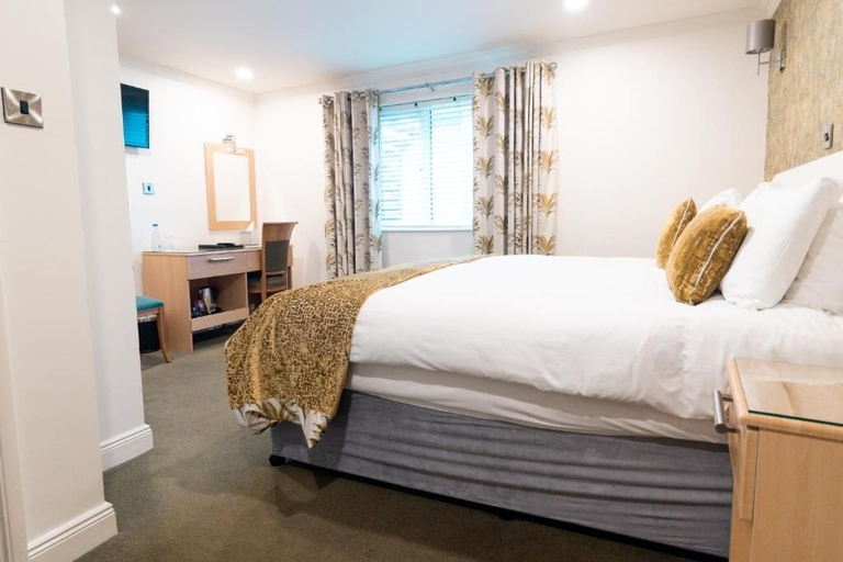 Room 2, The Anchor Bar Complex, Causeway Coast and Glens
