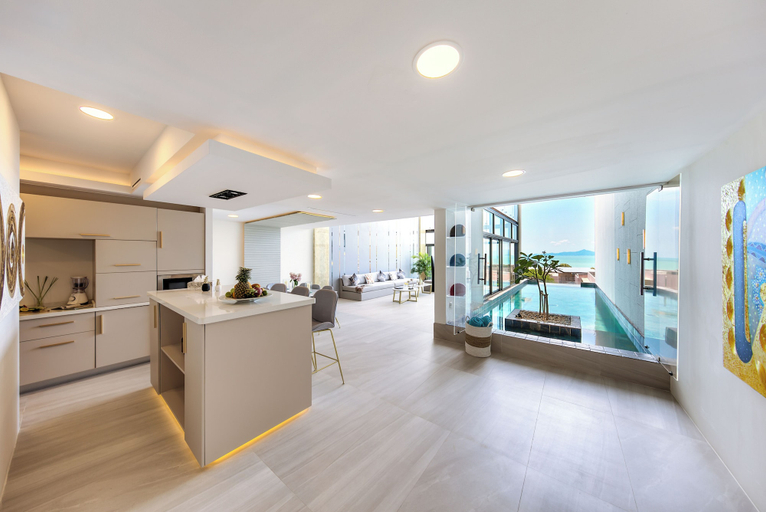 Pool 2, Massive 4 Bedroom with Cinema & Gym, Ko Samui