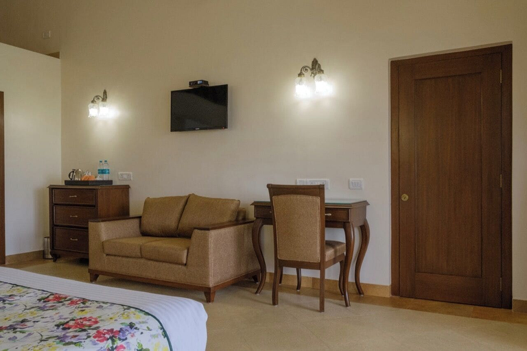 Room 1, SUMMER VINES, Nashik
