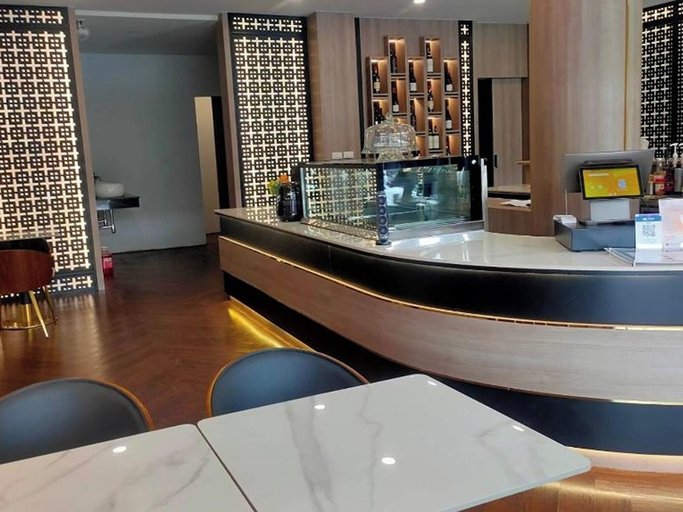 Restaurant 3, The Rich Cafe & Hostel, Pattaya