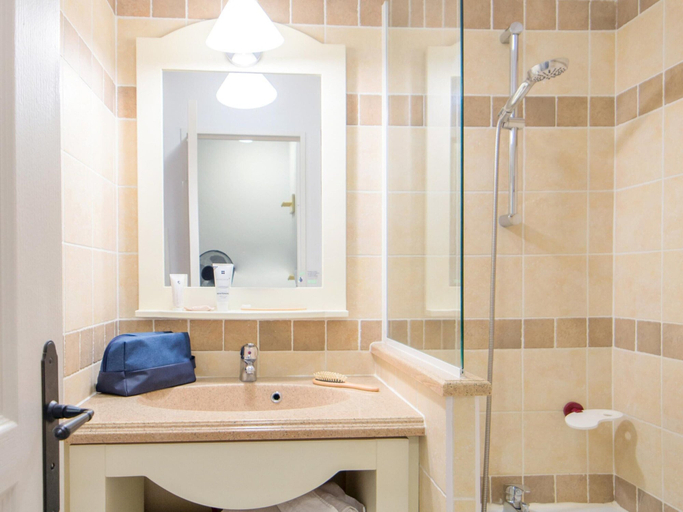 Bathroom, Family Duplex Stay for 6 in Ardeche, Ardèche