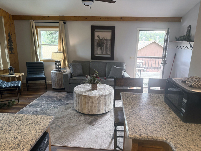 Living area 4, Lazy R Cottages: 7a 2 Bedroom Cabin, Larimer