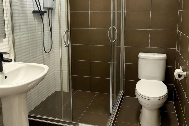 Bathroom 4, KT8 Hotel Aonang, Mueang Krabi