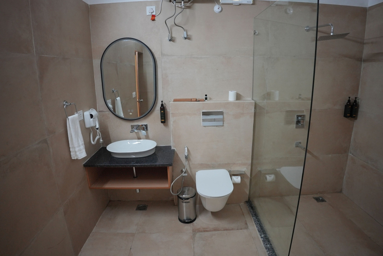 Bathroom 4, Divyam Resorts, Garhwal