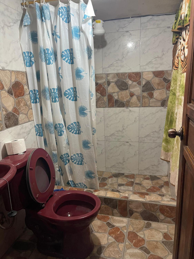 Bathroom, Ilinizas Wasi Hospedaje, Mejía