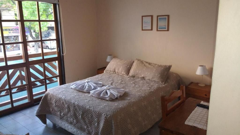 Room 3, Lihuel Hotel, Santa María