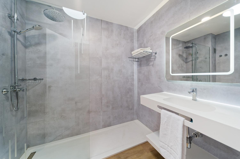 Bathroom 4, Hotel Floresta, Las Palmas