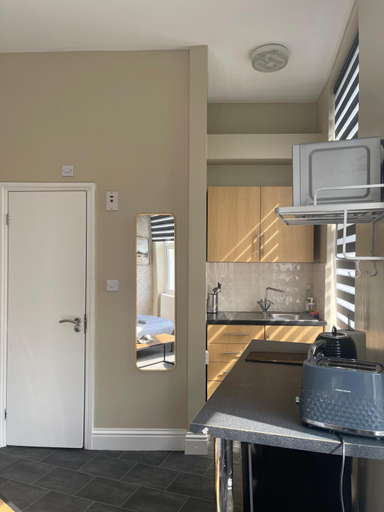 Others 5, Kings Cross Apartment, London