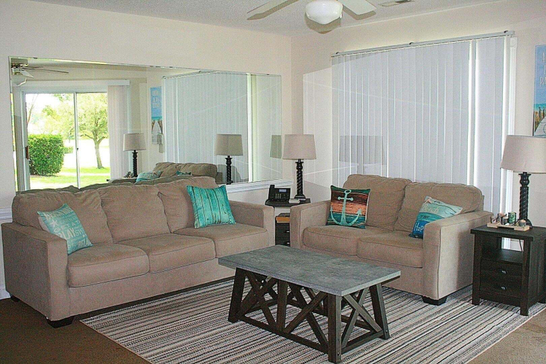 Living area, 104m 1 Bedroom Condo, Brunswick