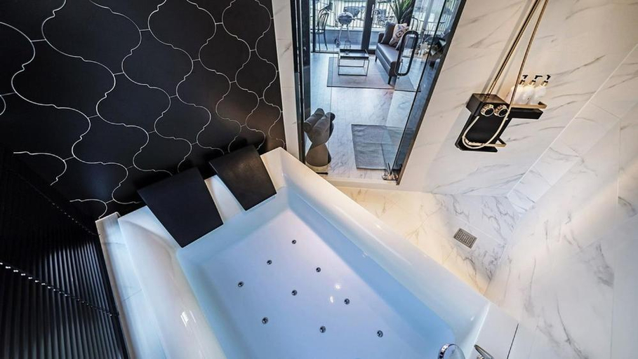 Bathroom 3, My Spring Pool Villa, Gyeongju
