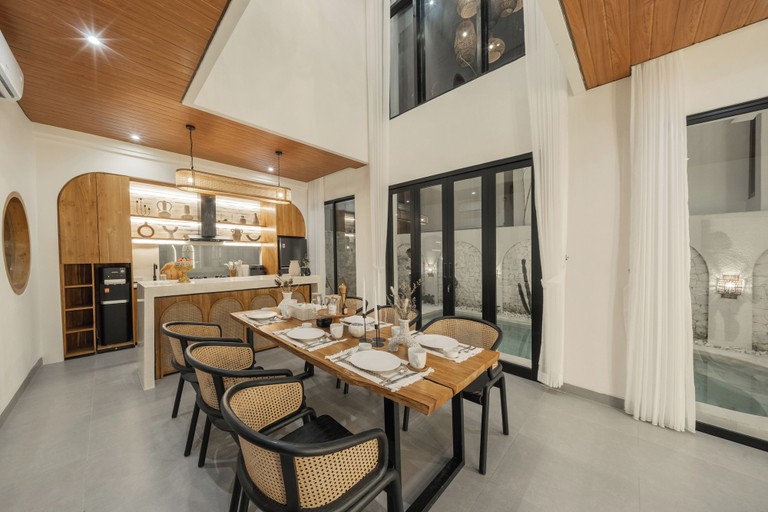 Dining 5, Villa Juana, Badung