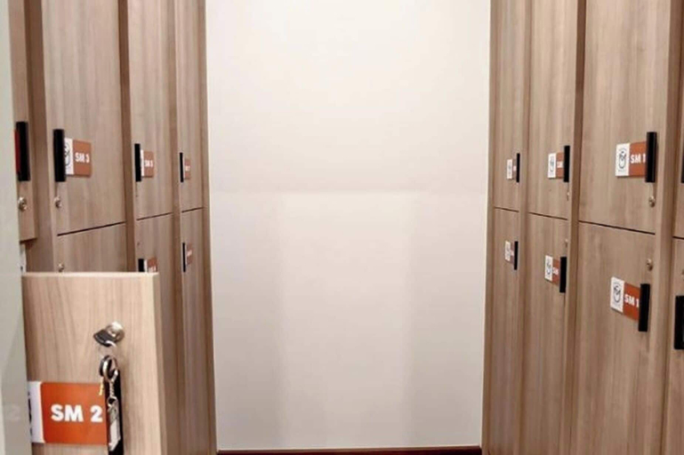 Room 4, The Rich Cafe & Hostel, Pattaya