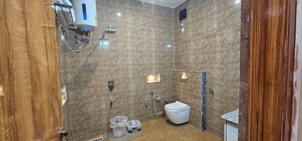 Bathroom 2, Aamantran Stay S A Boutique Homestay, Garhwal