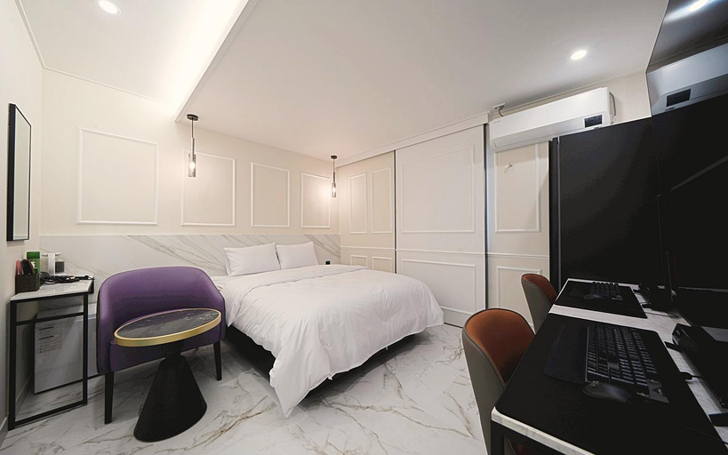 Bedroom 4, Pohang Daejam-dong Rich Hotel, Pohang