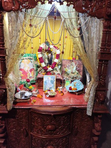 Food & Drinks 4, Bhagwat Bhawan, Mathura