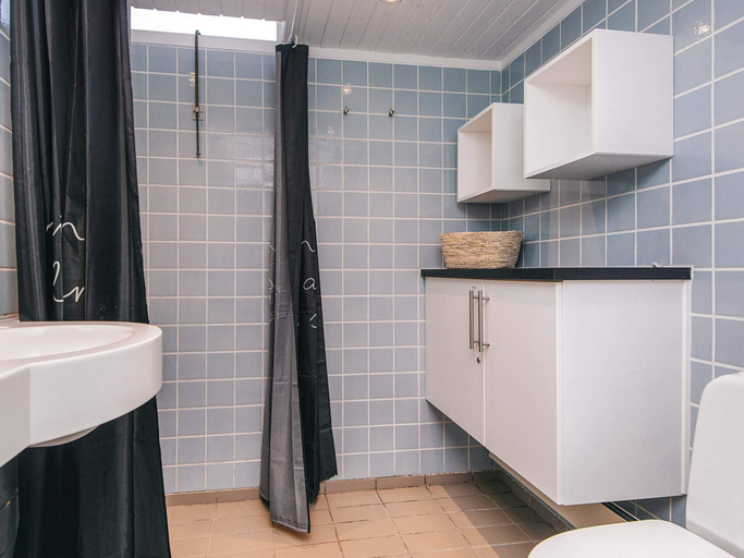 Bathroom 4, 5 star holiday home in Aabenraa, Aabenraa