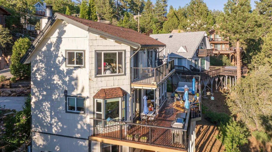 Exterior 5, 2654- Canyon Crest Ski View Chalet, San Bernardino