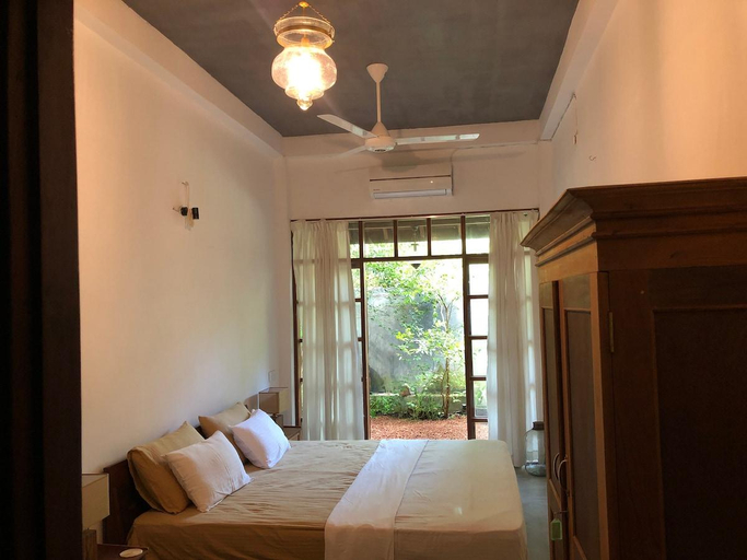 Bedroom 4, Neem Aura – Private Villa | 24/7 Power | AC | 2BR, Hikkaduwa
