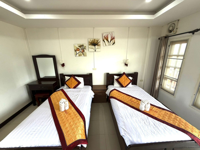 Room 4, Cozy Corner Hotel, Vangvieng