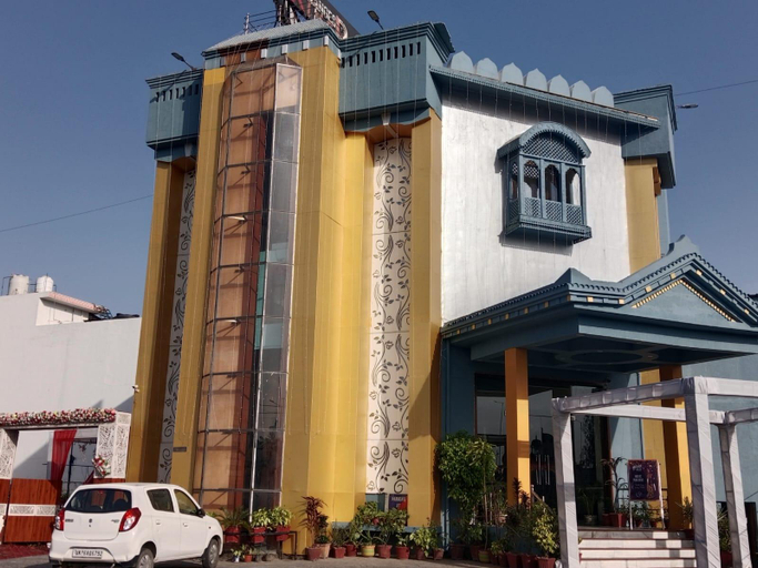 Others 3, Hotel Ganges Rivera, Hardwar