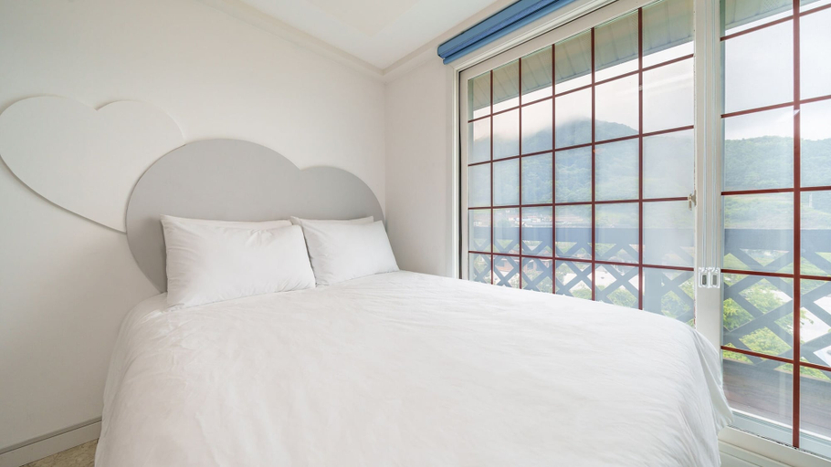Bedroom 3, Gapyeong Amitié Pension, Gapyeong