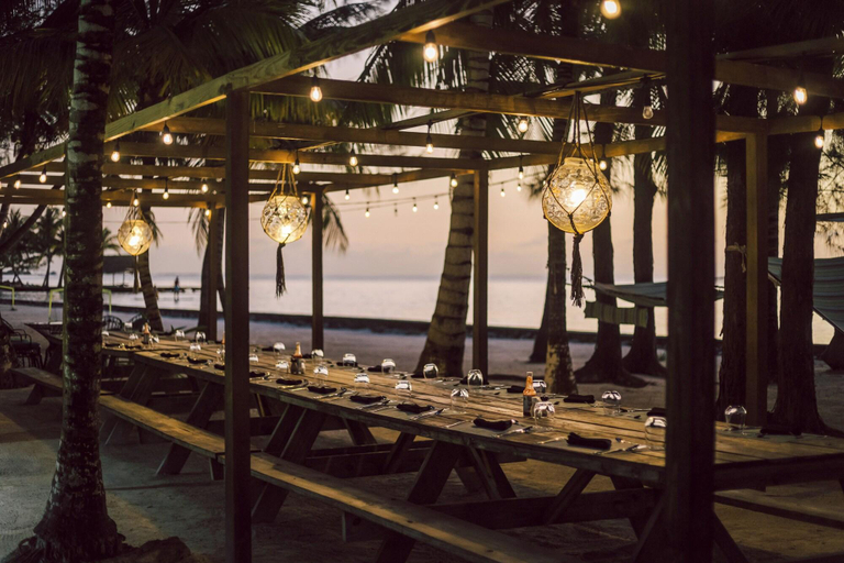 Food & Drinks 5, Thatch Caye, a Muy'Ono Resort