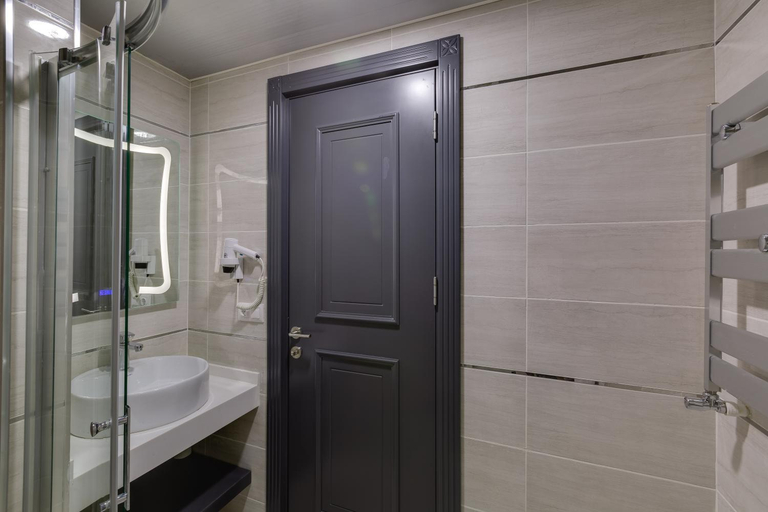 Others 4, City HOTEL, Batumi