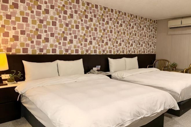 Bedroom 5, Jing Dian Hotel, Taoyuan