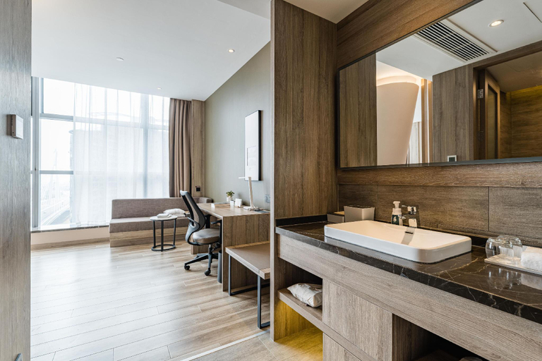 Bathroom 3, Atour Hotel Ningbo Old Bund, Ningbo