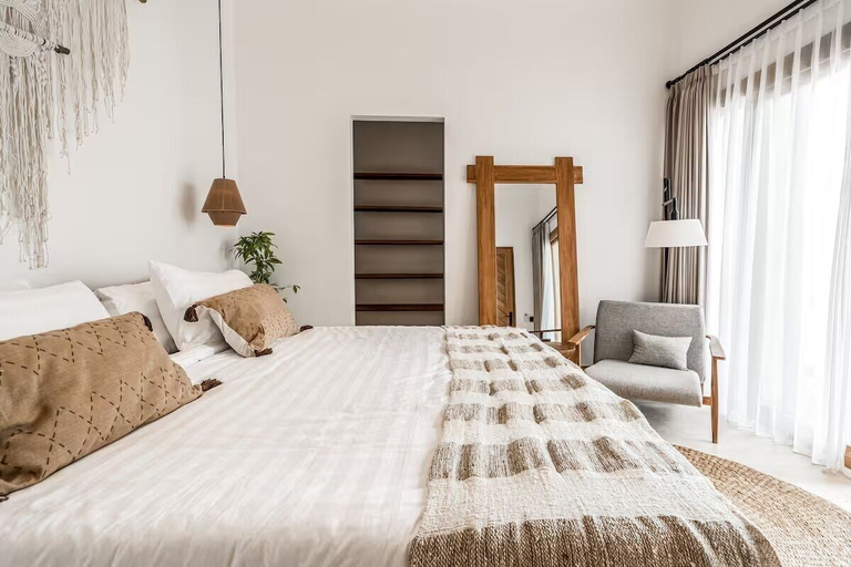 Room 5, Casa Mira Villa by DH, Gianyar