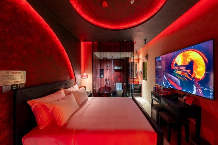 Room 4, PYNT Hotel 5, Tan Phu
