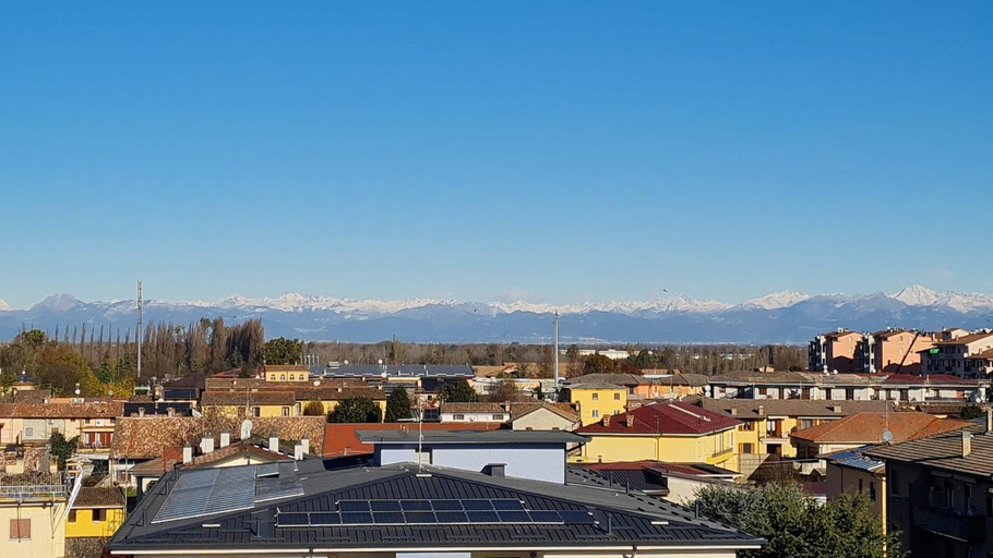 Others 5, Stanze Crema attico con vista, Cremona