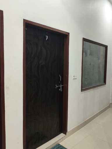 Others 5, Bhagwat Bhawan, Mathura