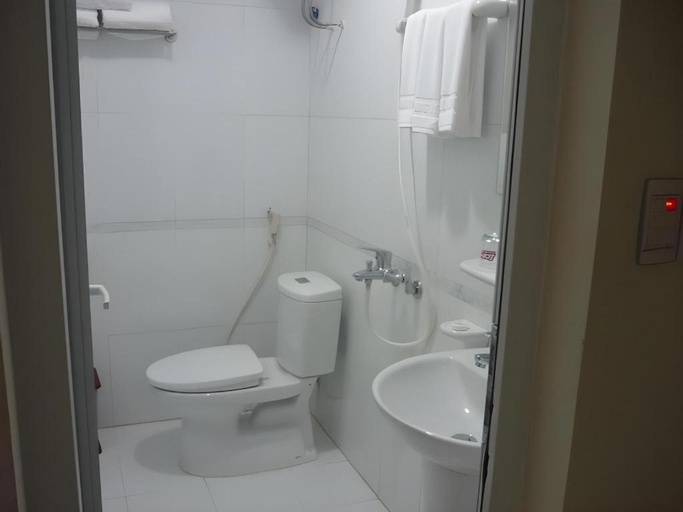 Bathroom, Hai Long Hotel Cat Ba, Cát Hải