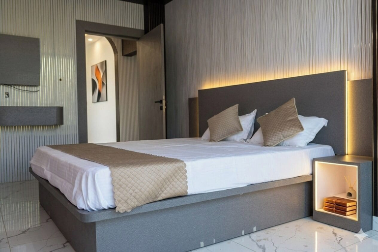 Room 2, The Mount View, Nalanda