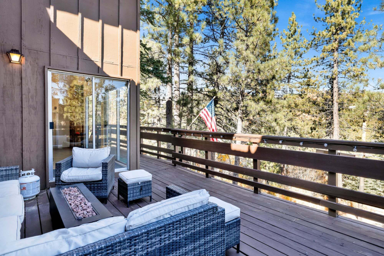 View from room, 2590-round Rock Lodge, San Bernardino