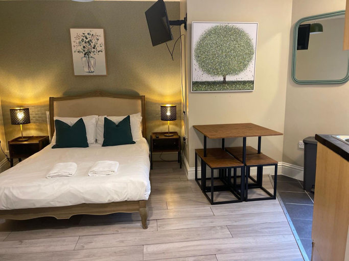 Bedroom 1, Kings Cross Apartment, London