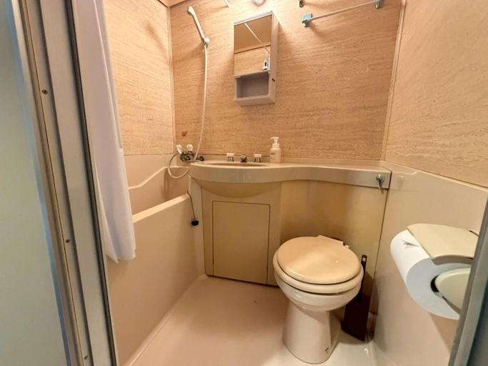 Bathroom 3, Ideal Namba イデアール難波, Osaka