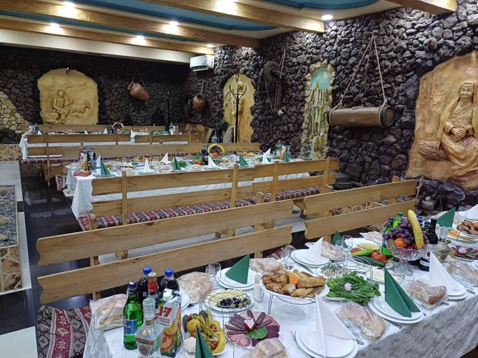 Food & Drinks 5, ZANGEZUR HOTEL GORIS