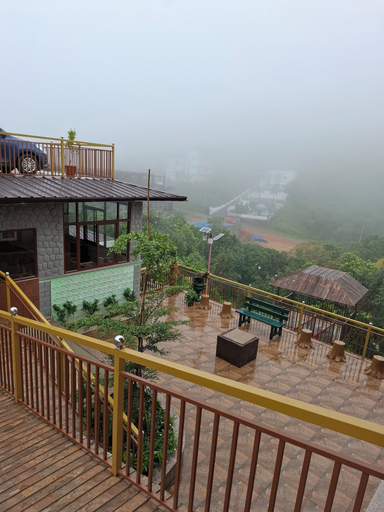 Property grounds 2, Merjins Paraiso, Idukki