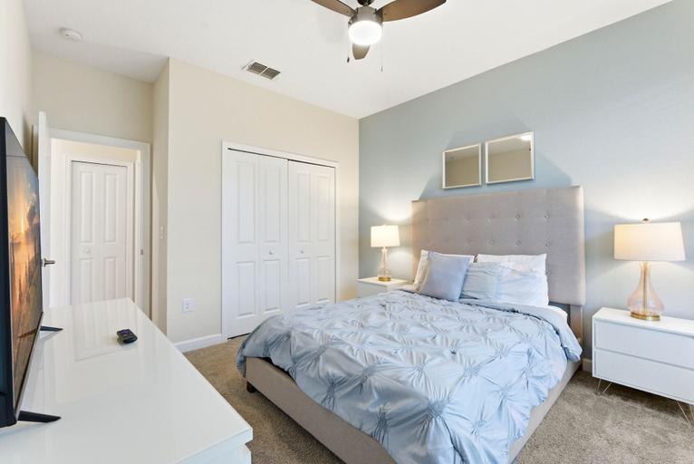 Room 2, 5BR Family Home, Pool, Theme Beds, Space, Location, Osceola
