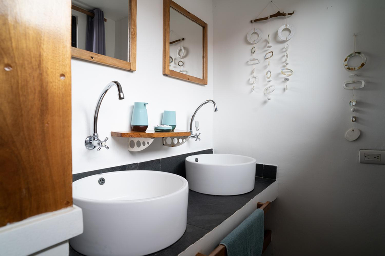 Bathroom 4, La Bicok EcoLodge, San Miguel de los Bancos