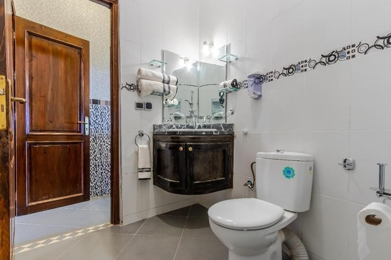 Bathroom, Le joyau de l'ourika, Al Haouz