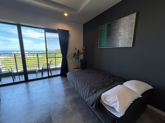 Room 4, Luxuary Villa Maeda I, Onna